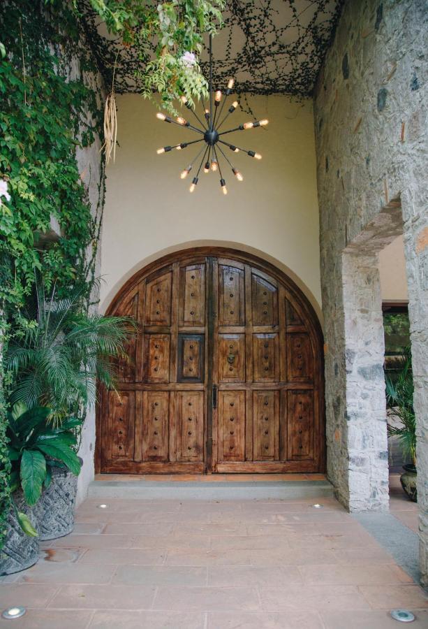 Maria & Bernardo Casa - Vinedo Bed & Breakfast El Coyote Exterior photo